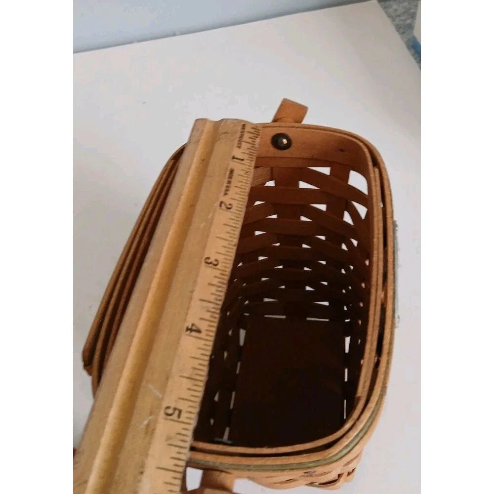 Longaberger 2006 Dresden Basket w Protector & Liner Signed Bottom